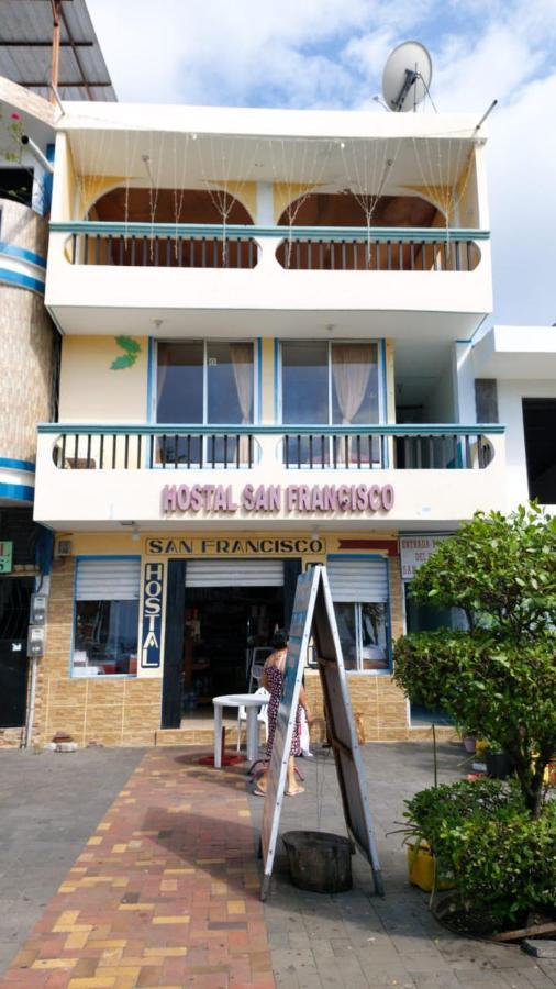 Hostal San Francisco San Cristóbal Екстериор снимка