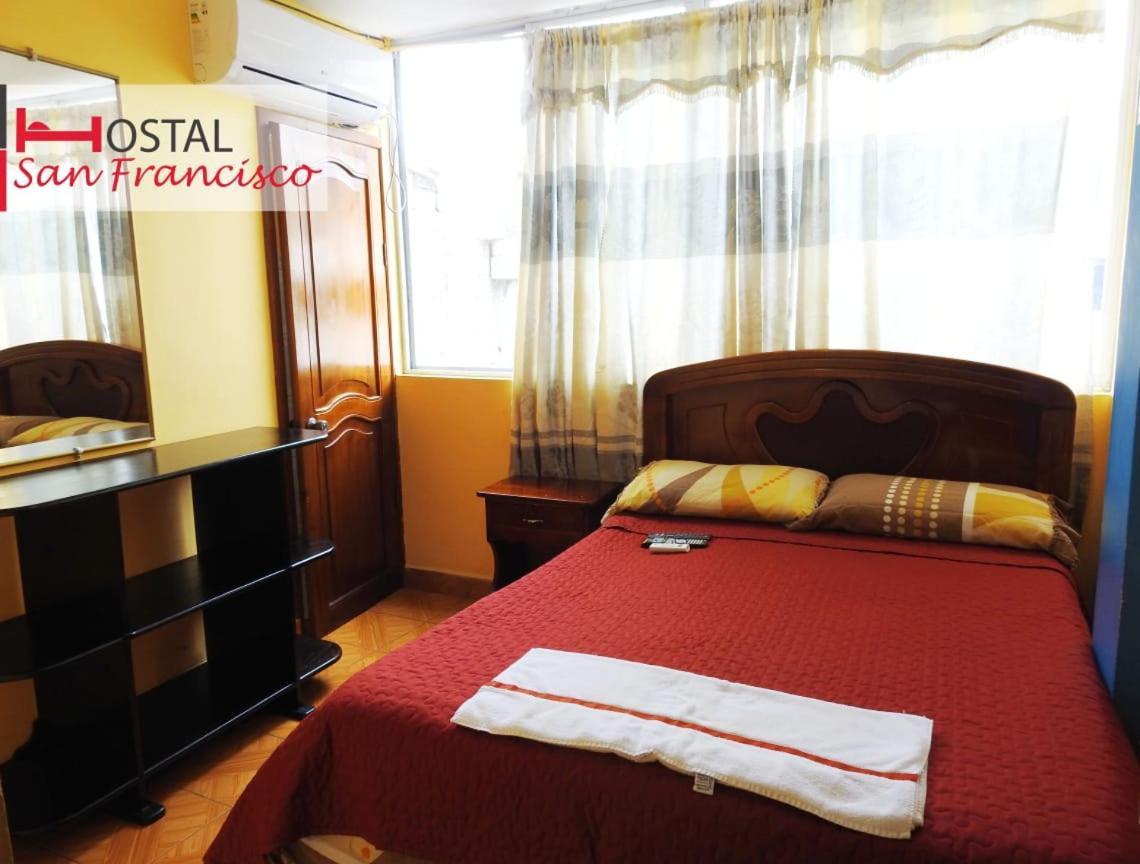 Hostal San Francisco San Cristóbal Екстериор снимка