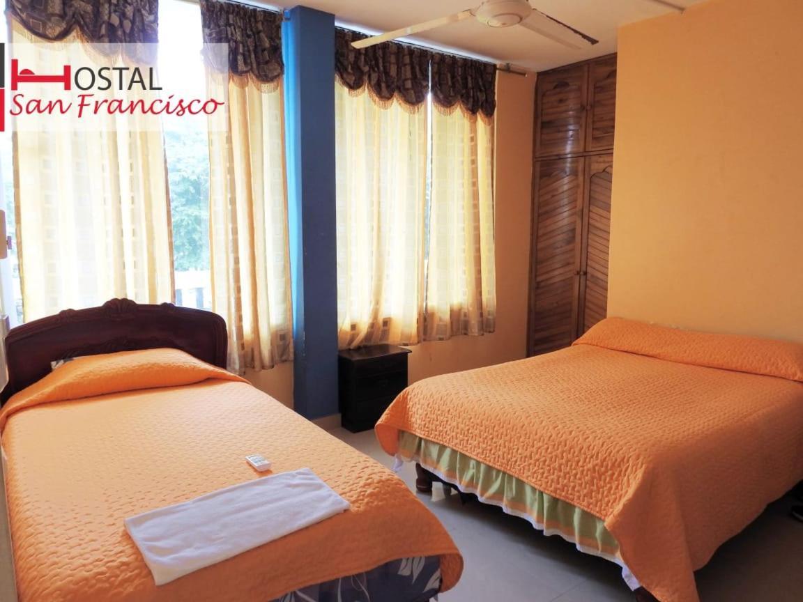 Hostal San Francisco San Cristóbal Екстериор снимка